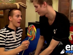 Big dick Timmy Clark pounds slutty emo twink Luke Willis