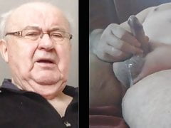 Daddy Robert shoots a big load !