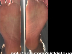 giant soles of brothers tearing up stiff & soles fetish obese and bony dude